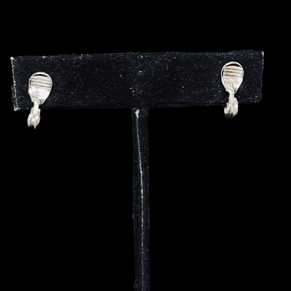 Vintage Monet Silver Tone Ball Clip On Earrings (4968) - Picture 3 of 4